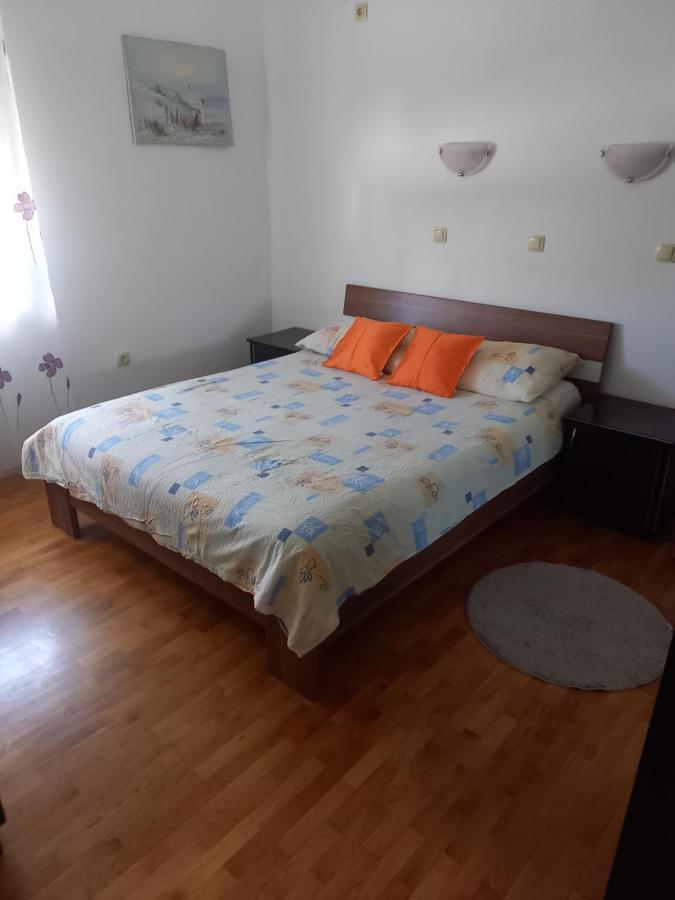 Apartman Petra Palit Kültér fotó